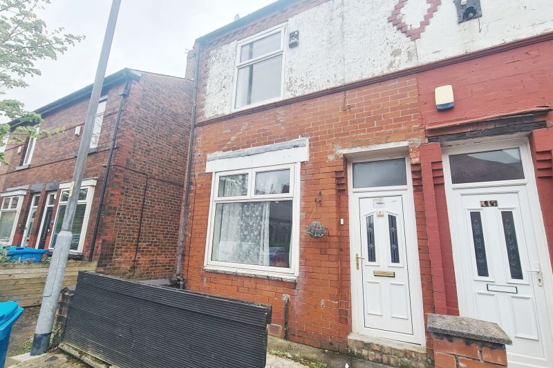 2 bed End Terrace House For Sale