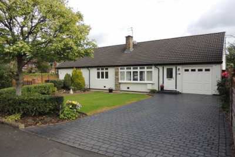 3 bed Bungalow For Sale