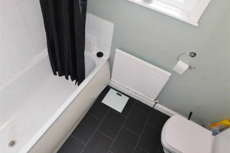 Bathroom - Lyndhurst Avenue, Bredbury, Stockport