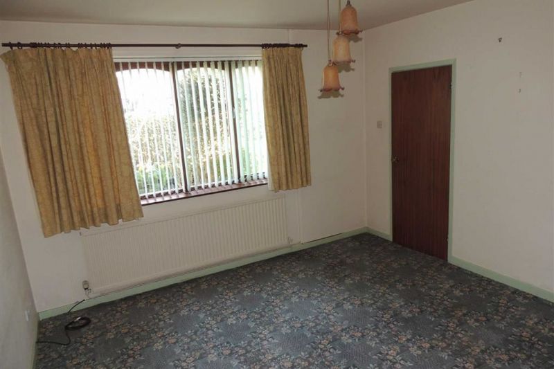 Property at Springwood Crescent, Romiley, Stockport