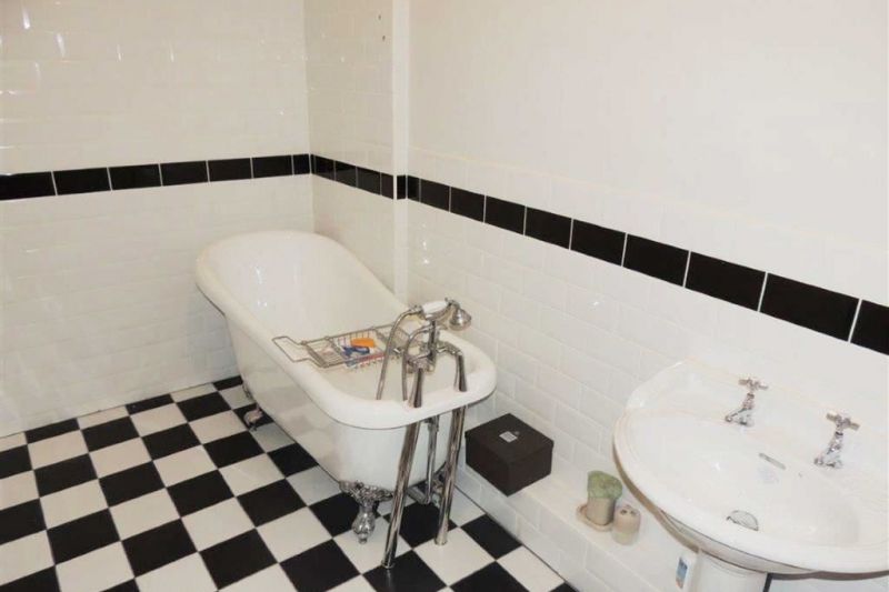 En-Suite Bathroom - Fairfield Square, Droylsden, Manchester