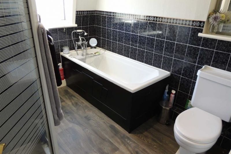 Family Bathroom - Dovedale Road, Offerton, Stockport