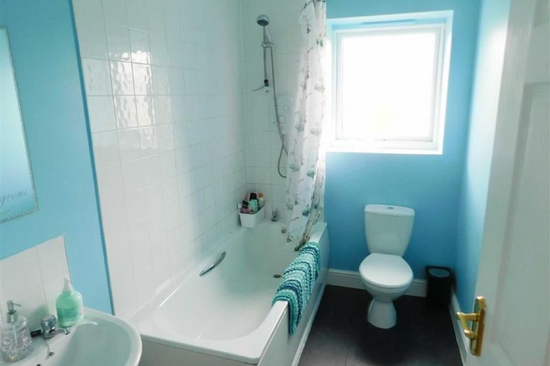 Bathroom - Taunton Avenue West, Brinnington, Stockport