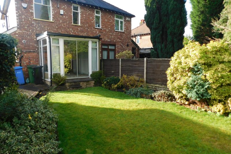 Property at Chiltern Drive, Woodsmoor, Greater Manchester