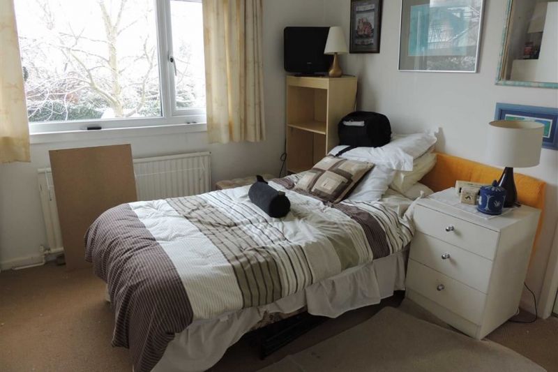 Master Bedroom - Hardwick Close, High Lane, Stockport