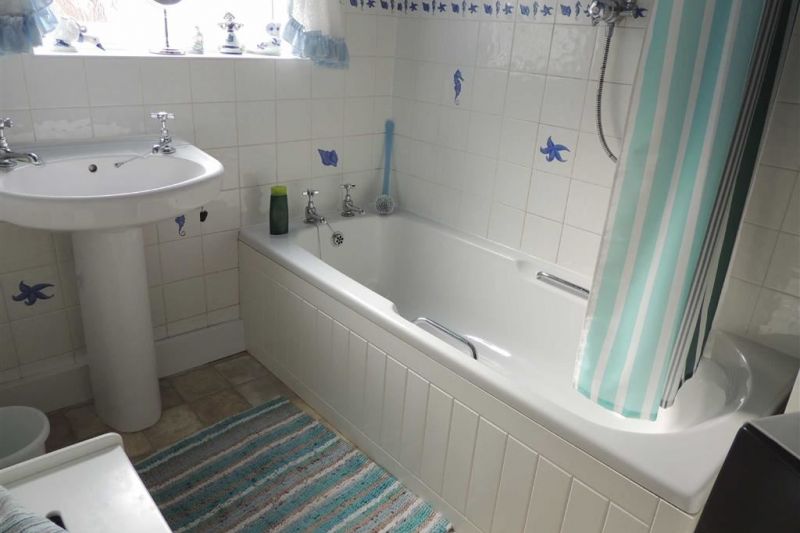 Bathroom - Aberdeen Crescent, Edgeley, Stockport
