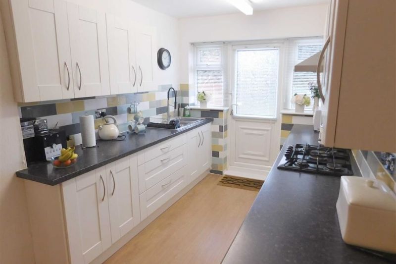 Extended Kitchen - Akesmoor Drive, Mile End, Stockport