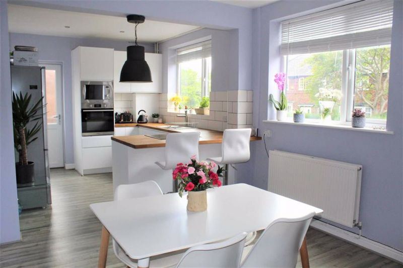Open Plan Dining Kitchen - Old Moat Lane, Manchester