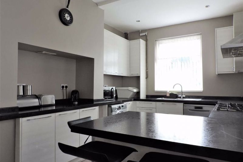 Kitchen Breakfast Room - Cromwell Grove, Manchester