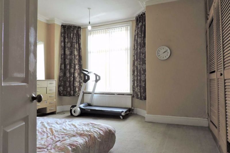Bedroom 1 - Cromwell Grove, Manchester
