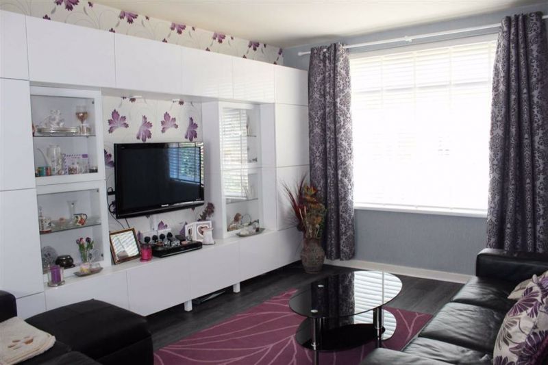 Lounge/Dining Room - Sands Close, Hyde