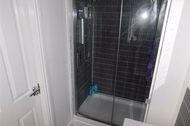 En Suite Shower Room - Acton Close, Mile End, Stockport