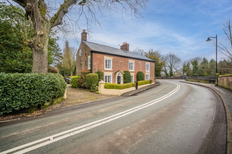 Ivy Cottage, 106 Runcorn Road, Moore, Cheshire