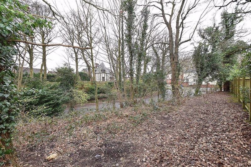 Property at Witney Gardens, Warrington, Cheshire