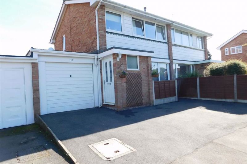 Property at Hollymount Gardens, Offerton, Stockport