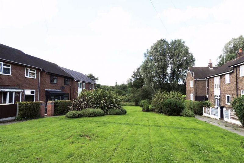Property at Heathcote Gardens, Romiley, Stockport