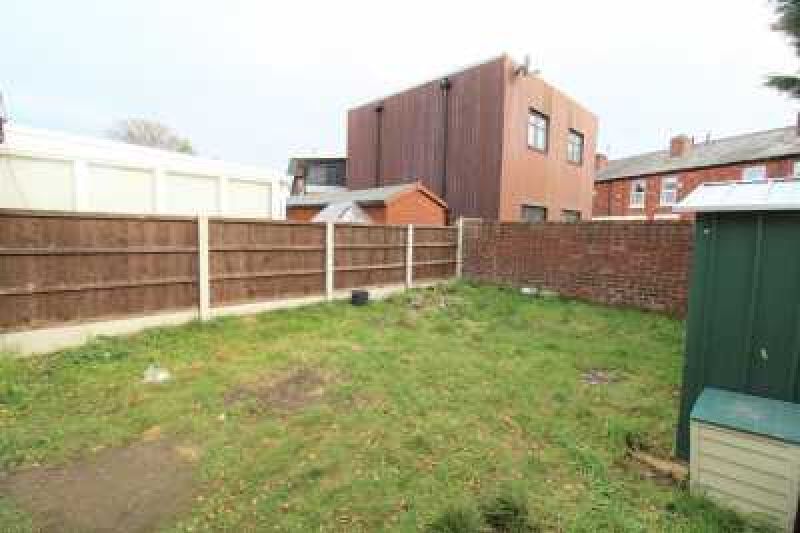 Property at Yew Tree Road, Manchester, Cheshire