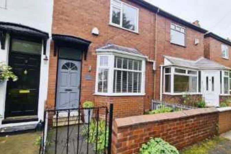 Property at Ronnis Mount, Ashton-under-Lyne, Greater Manchester