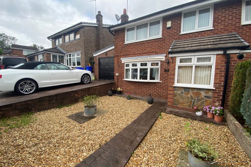 Property at Ardenfield, Denton, Tameside