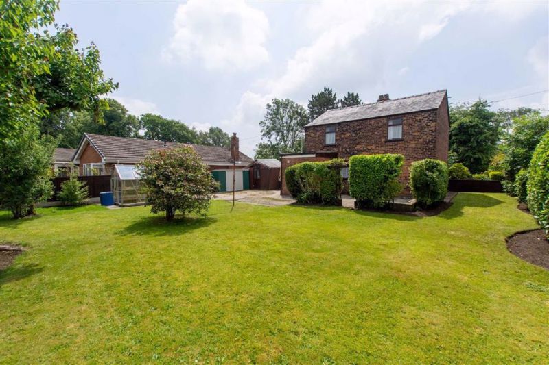 Property at Knutsford Road, Antrobus, Northwich