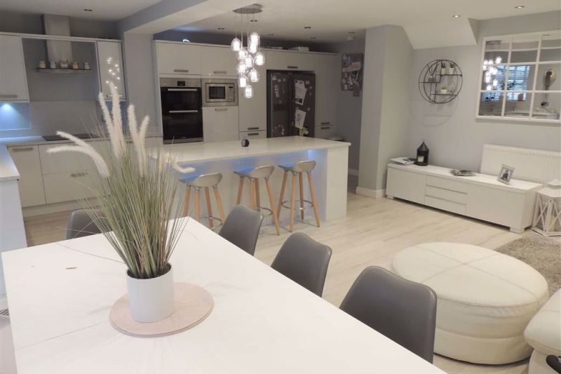 Open Plan Living Kitchen - Stokesay Drive, Hazel Grove, Stockport
