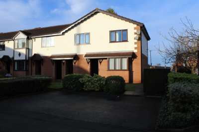 Property at Vicarage Gardens, Hyde, Cheshire