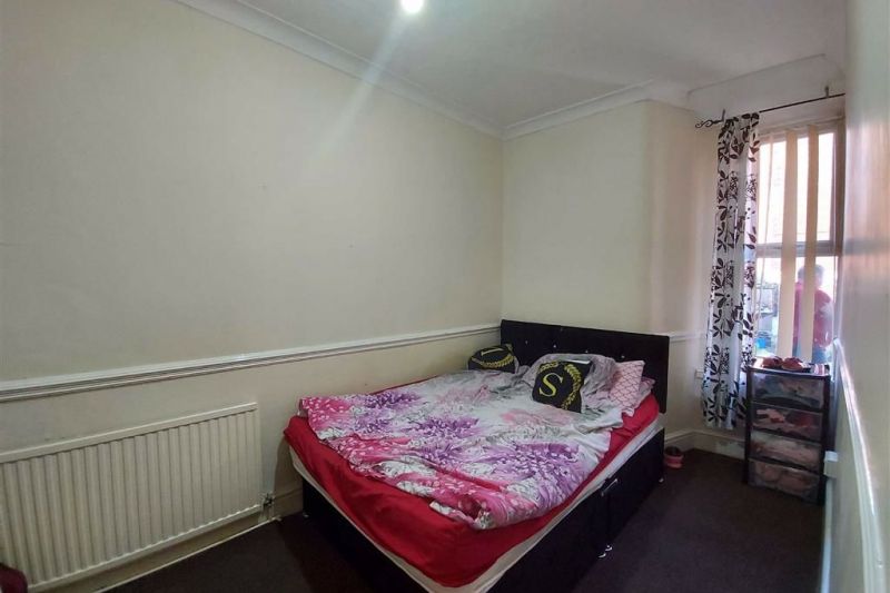 Property at Old Liverpool Road, Warrington