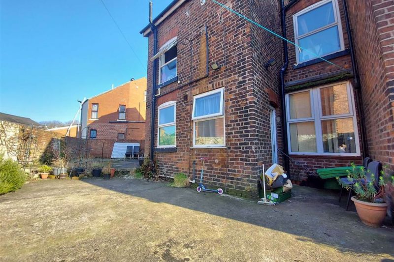 Property at Old Liverpool Road, Warrington