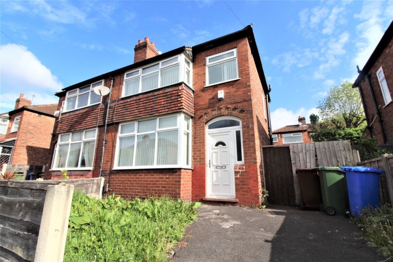 3 bed Semi-detached House To Let