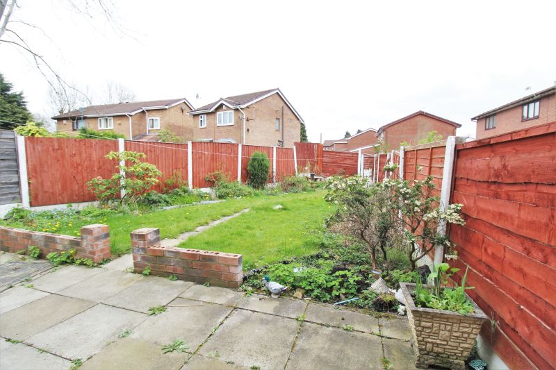Property at Oadby close, Belle Vue, Manchester