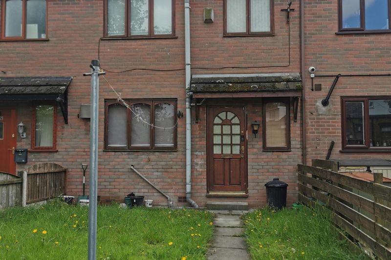 Property at Easterdale,, Oldham, Manchester
