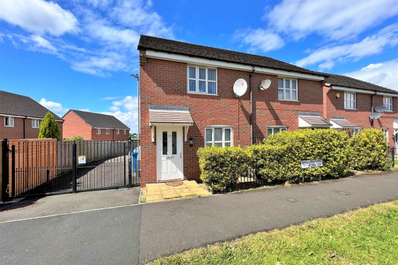 Property at Shillingford Road, Gorton, Greater Manchester