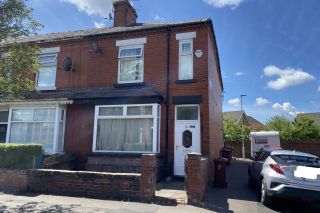 Worsley Avenue, Manchester, M40