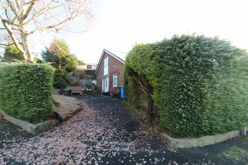 3 bed Detached House For Sale