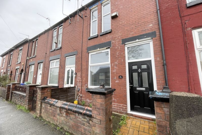 2 bed Terraced House To Let