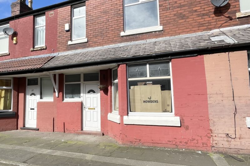 2 bed Terraced House To Let